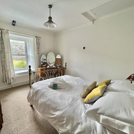 Attenborough Cottage - 2 Bedroom Cottage Tredegar Esterno foto